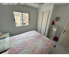 BUNGALOW DE 2 DORMITORIOS CON SOLÁRIUM PRIVADO Y PISCINA - ZONA LA SIESTA, TORREVIEJA-