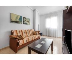 Acogedor apartamento céntrico (57 m²-2.ª planta), 2 dorm, 2 pl de garaje y 600 m del paseo marítimo.