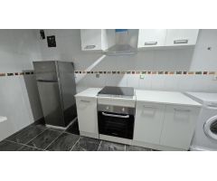 APARTAMENTO DE 3 DORMITORIOS A 300 METROS DE LA PLAYA - ZONA TORREVIEJA CENTRO -
