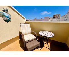 Ático (66 m² - 2.ª planta), 2 dorm, terraza + solárium privado, ¡y a 250 m de la Playa de los Locos!