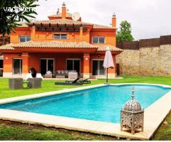 ???? EXCLUSIVA VILLA INDEPENDIENTE EN ALQUILER – SANTA CLARA GOLF, MARBELLA ESTE ????