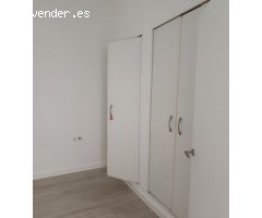 Vivienda en venta con local comercial incluido