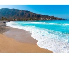 rustica frente al mar  no se puede  hacer ninguna contruccion