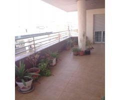 Amplia Vivienda de 4 Dormitorios con Terraza, Garaje  Trastero Incluidos