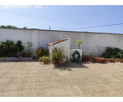 ¡OPORTUNIDAD ÚNICA EN LA RODA! Vivienda con amplio terreno y todas las comodidades
