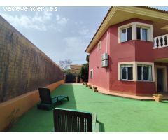 ¡OPORTUNIDAD ÚNICA! DÚPLEX CON AMPLIO JARDÍN, BARBACOA Y MUCHÍSIMA LUZ NATURAL