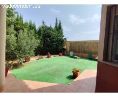 ¡OPORTUNIDAD ÚNICA! DÚPLEX CON AMPLIO JARDÍN, BARBACOA Y MUCHÍSIMA LUZ NATURAL