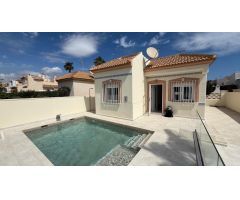 Villa en Venta en Torrevieja, Alicante