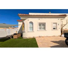 Villa en Venta en Algorfa, Alicante