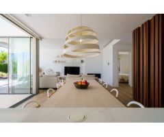 Villa en Venta en Orihuela, Alicante