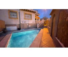 Casa en Venta en Orihuela Costa, Alicante