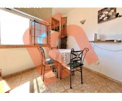 Casa en esquina con múltiples posibilidades