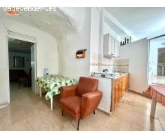 ¡Casa-cueva en venta en la zona de Cazadores!