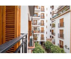 ???? APARTAMENTO CON ENCANTO EN EL CORAZÓN DE GRANADA – ALQUILER TEMPORAL JULIO Y AGOSTO 2025 ????