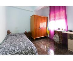 ????? PISO LUMINOSO EXCLUSIVO PARA CHICAS ESTUDIANTES, PLAZA DE TOROS – CURSO 25/26