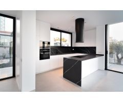 Villa en Venta en Orihuela, Alicante