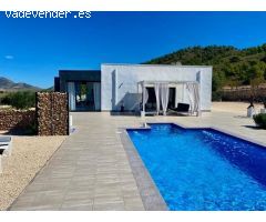Villa en Venta en Hondón de las Nieves, Alicante