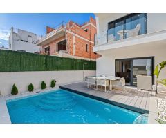 Villa en Venta en Guardamar del Segura, Alicante