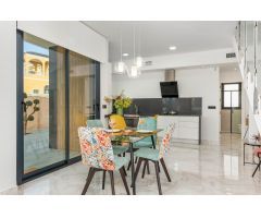 Villa en Venta en Benijófar, Alicante