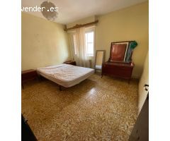 PISO 4 HABITACIONES. ZONA CENTRO