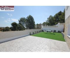 Exclusiva Villa de Lujo con Licencia Turística en La Nucía – Zona San Rafael / Nucia Park