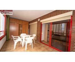 ¡Oportunidad en Rincón de Loix Llano! Piso con terraza acristalada y piscina, a pocos minutos de la