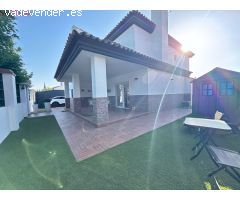 Villa exclusiva en Simón Verde – Elegancia, luz y confort en un entorno privilegiado
