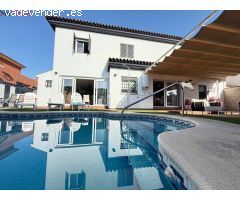 Villa exclusiva en Simón Verde – Elegancia, luz y confort en un entorno privilegiado