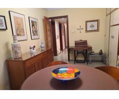 ALQUILER LARGA ESTANCIA: Piso con 4D, 2 baños y terraza con vistas a la Plaza de España
