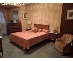 ALQUILER LARGA ESTANCIA: Piso con 4D, 2 baños y terraza con vistas a la Plaza de España