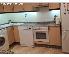ALQUILER LARGA ESTANCIA: Piso con 4D, 2 baños y terraza con vistas a la Plaza de España