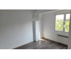 ALQUILER: Piso reformado 2D y 2 baños en Exposició. Valencia