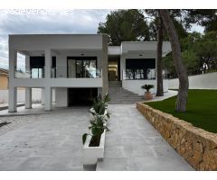 Villa en Venta en Torrevieja, Alicante