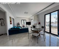 Villa en Venta en Crevillente, Alicante