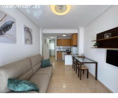 REFORMADO ESTUDIO DE 28 M2. CON TERRAZA SUPER GRANDE DE 56 M2. DISTACIA PLAYA 300 METROS.