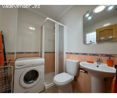 REFORMADO ESTUDIO DE 28 M2. CON TERRAZA SUPER GRANDE DE 56 M2. DISTACIA PLAYA 300 METROS.