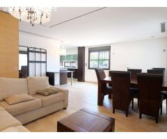 APARTAMENTO CON PATIO GRANDE EN URBANIZACION