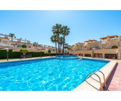 CASA ADOSADA EN VILLAMARTIN RECIEN REFORMADA