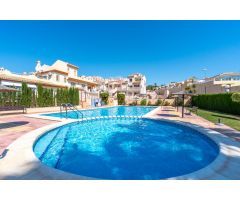 CASA ADOSADA EN VILLAMARTIN RECIEN REFORMADA