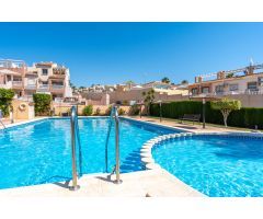 CASA ADOSADA EN VILLAMARTIN RECIEN REFORMADA
