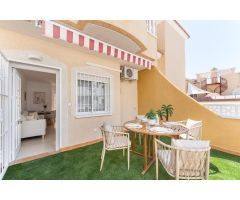 CASA ADOSADA EN VILLAMARTIN RECIEN REFORMADA