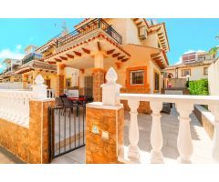 Chalet en Venta en Orihuela Costa, Alicante