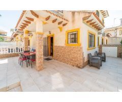 Chalet en Venta en Orihuela Costa, Alicante
