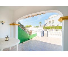Bungalow en Venta en Orihuela Costa, Alicante