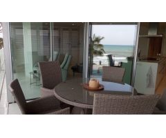 APARTAMENTO EN LA PRIMERA LINEA DE LA PLAYA DEL CURA Y A PASOS DE LA CURVA DEL PALANGRE