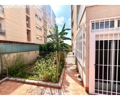 PLANTA BAJA EN NUEVA TORREVIEJA CON MAS DE 200M2 DE PARCELA