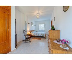 Chalet en Venta en Alcaucín, Málaga