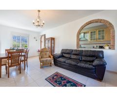 Chalet en Venta en Alcaucín, Málaga