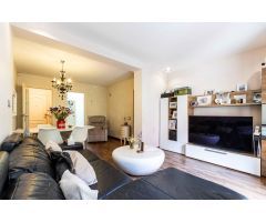 ¡Descubre este encantador piso en una excelente ubicación!