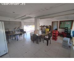 LOCAL EN TRASPASO EN CAMBRILS EN FUNCIONAMIENTO